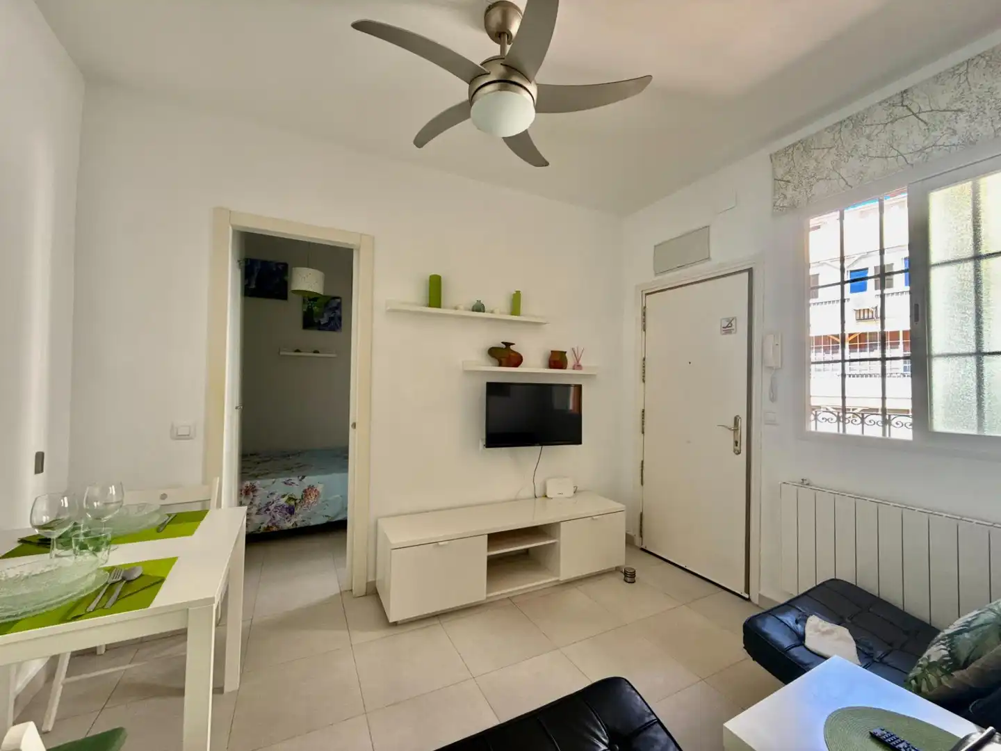 Living room of Apartments for rent in  Madrid Capital  with Furnished