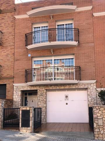 Casa-chalet en Venta en Carrer Eduard Alcoy en Vista Alegre