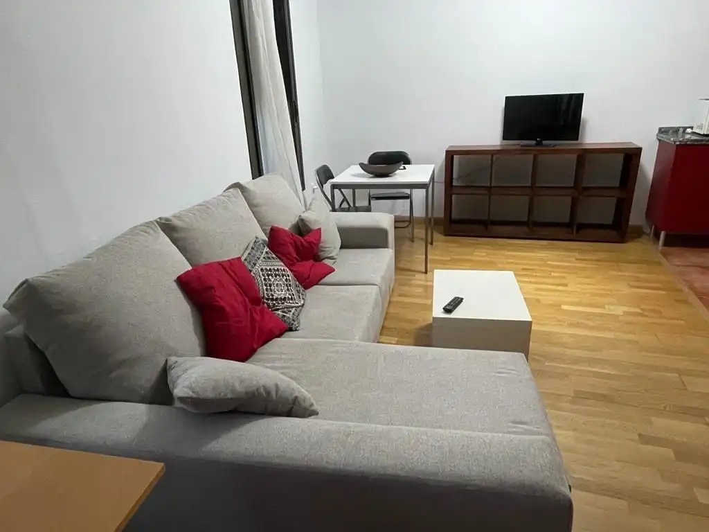 Flat with lift for sale in Casco Antiguo, imagen 2