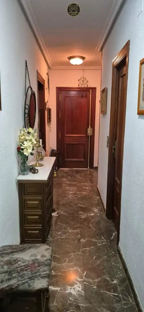 Planta baja en venta en Linares con Aire acondicionado, Terraza y Amueblado