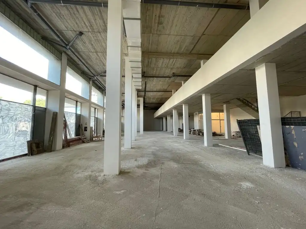 Geschaftsraum zur Miete in Cornellà de Llobregat