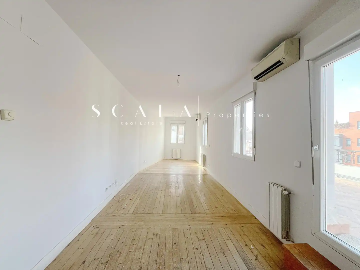 Attic for sale in Madrid  with Air Conditioner, Heating and Terrace