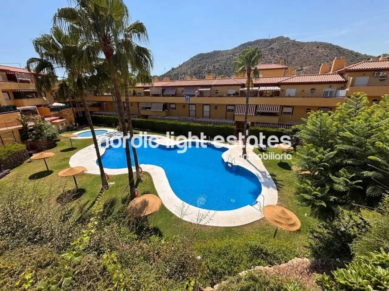 Flat with pool for sale in La Cala del Moral