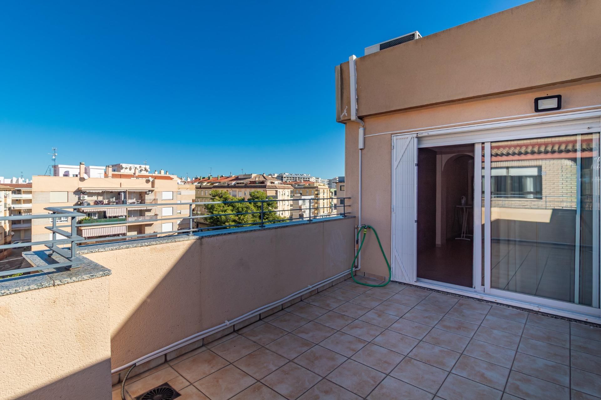 Balcony of Attic for sale in Oropesa del Mar / Orpesa  with Air Conditioner, Heating and Terrace