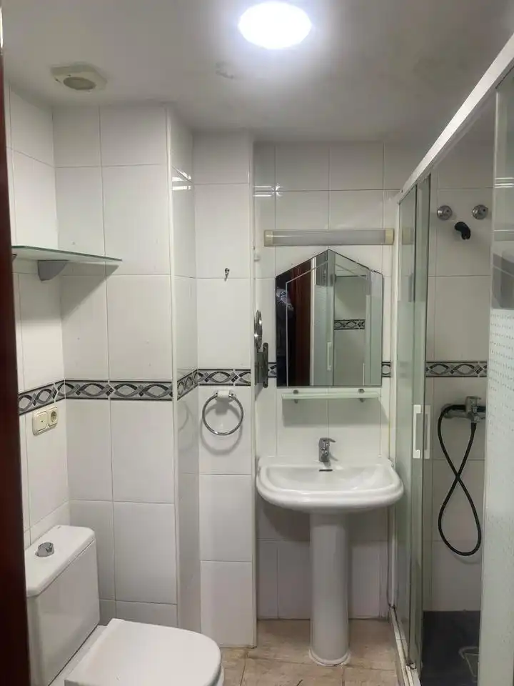 Baño de Piso de alquiler en Melilla