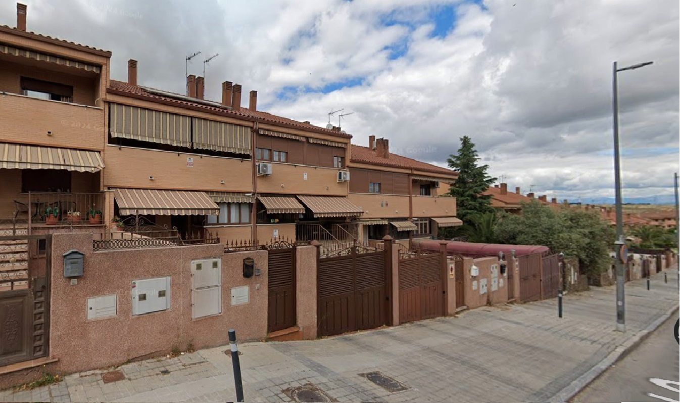 Vista exterior de Casa o chalet en venta en Móstoles