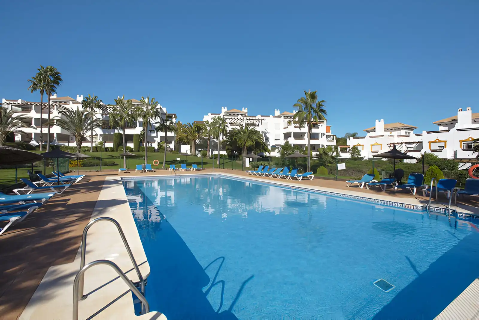 Habitatge amb piscina en venda a Selwo, imagen 24