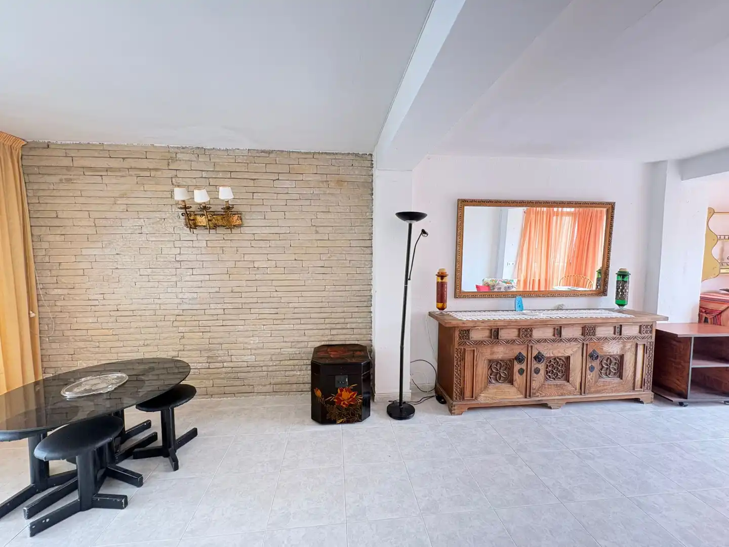 Appartamento con terrazza in vendita a Carrer de Brussel·les, imagen 2