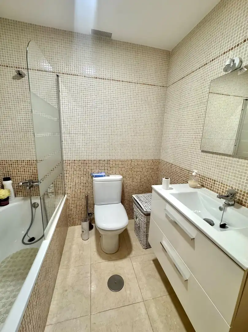 Bathroom of Flat for sale in Vícar  with Air Conditioner, Private garden and Terrace