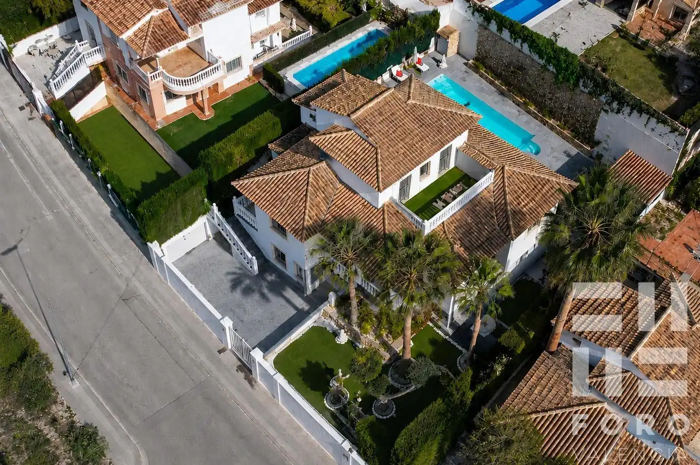 Vista exterior de Casa o chalet en venta en L'Eliana con Aire acondicionado, Jardín privado y Terraza
