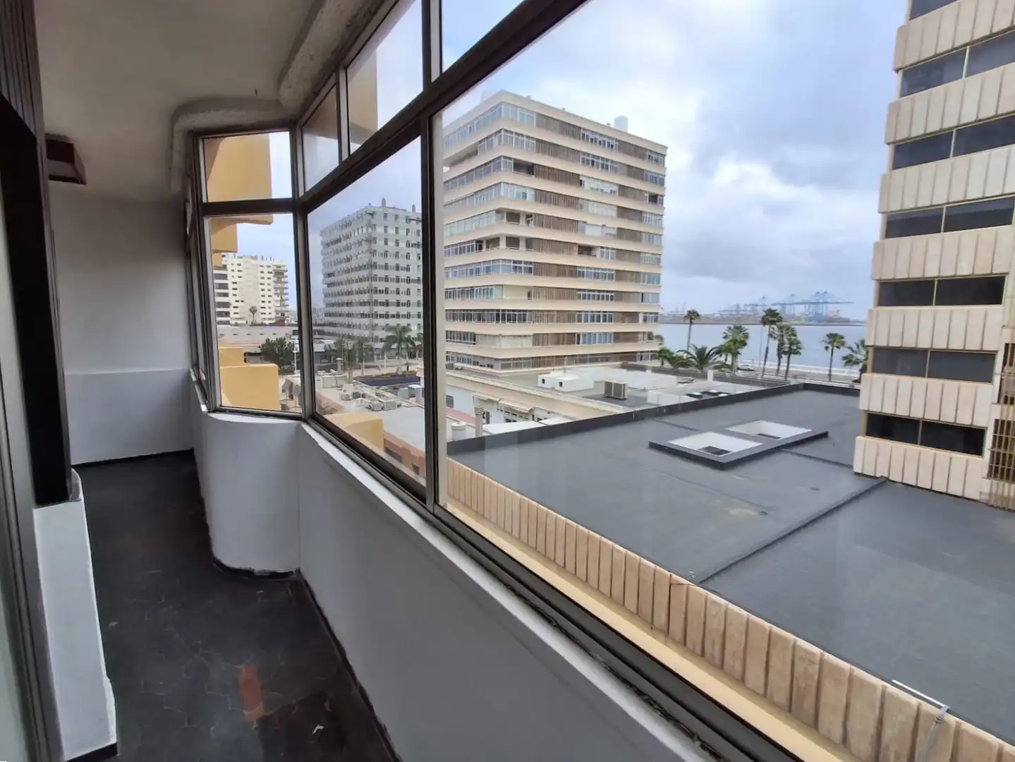 Piso de alquiler en Las Palmas de Gran Canaria con Parquet, Horno y Balcón