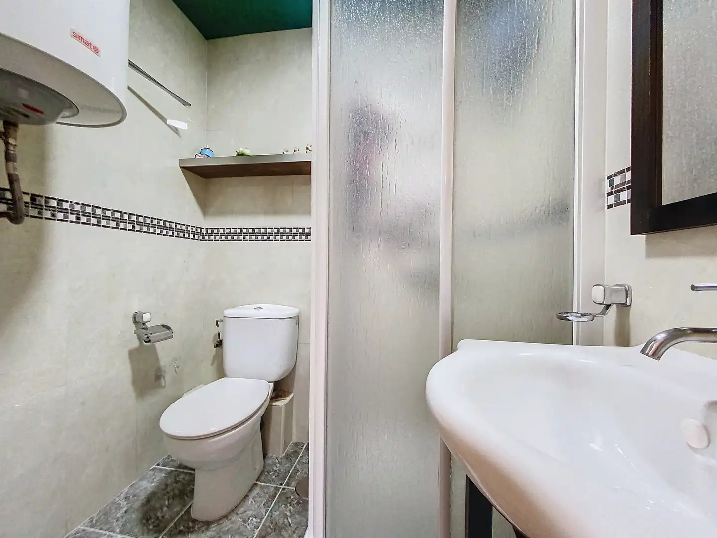 Bathroom of Apartments for sale in Estepona  with Air Conditioner, Terrace and Furnished