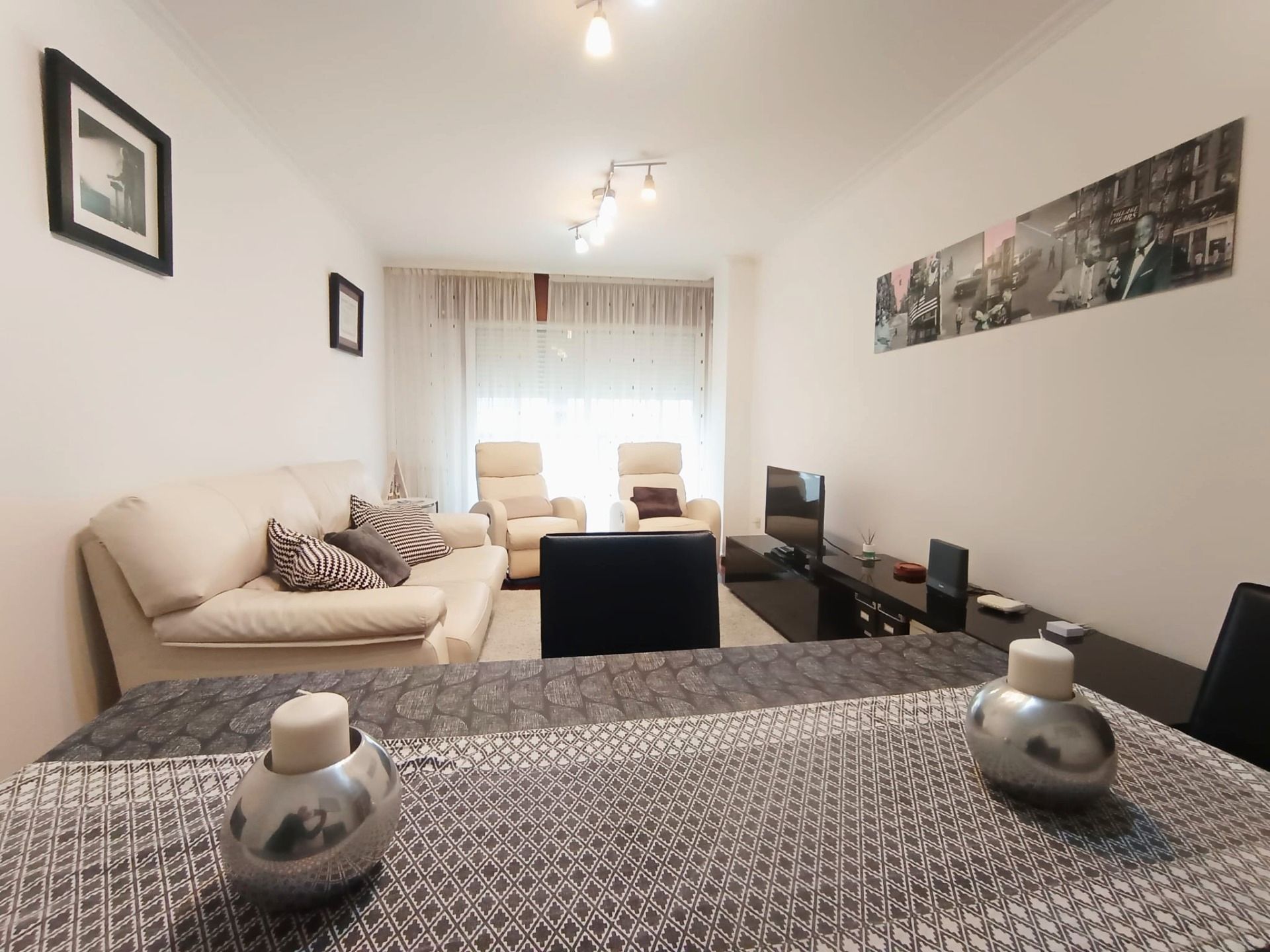 Sala de estar de Piso de alquiler en Pontevedra Capital  con Calefacción, Parquet y Trastero