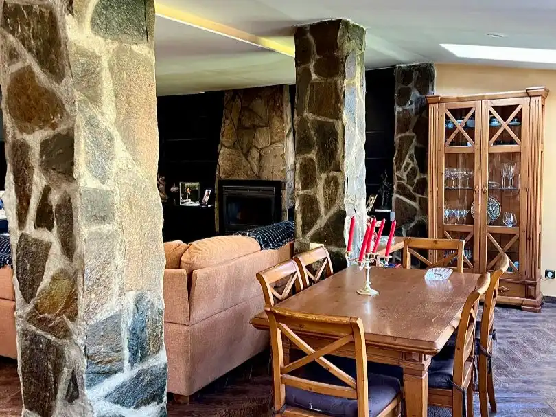 Chalet con piscina en venta en Rotonda Westfalia 100, imagen 7
