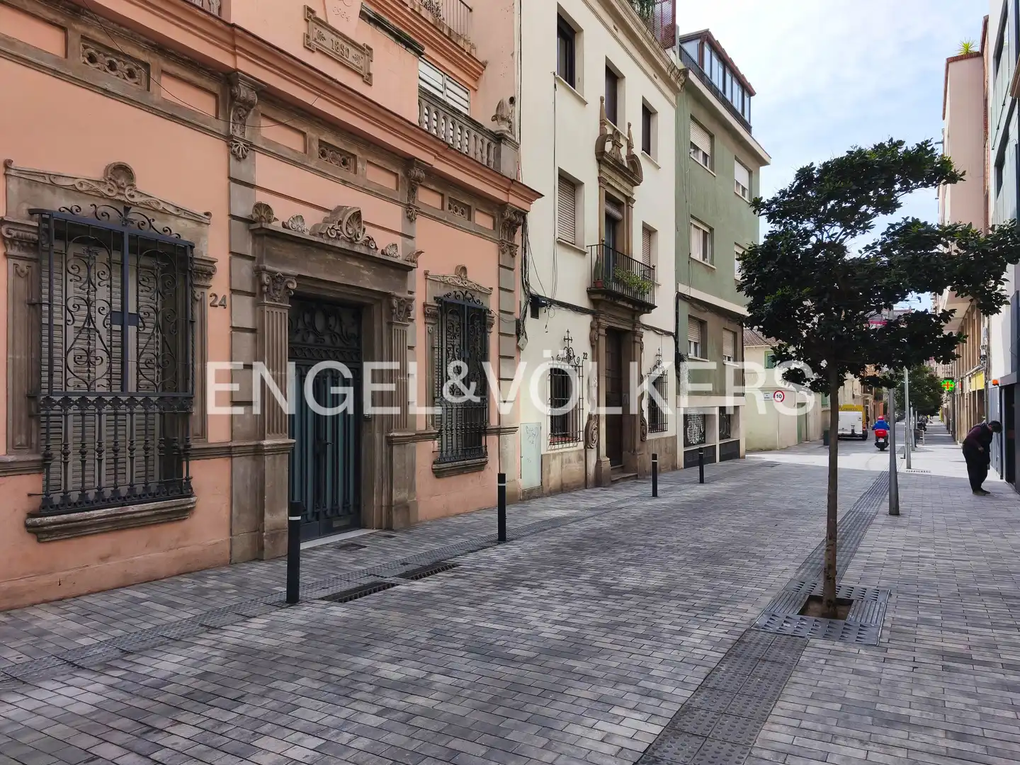 Vista exterior de Piso en venta en Barcelona con Aire acondicionado, Calefacción y Amueblado