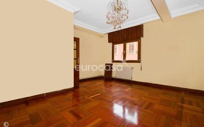 Bedroom of Flat for sale in Santander