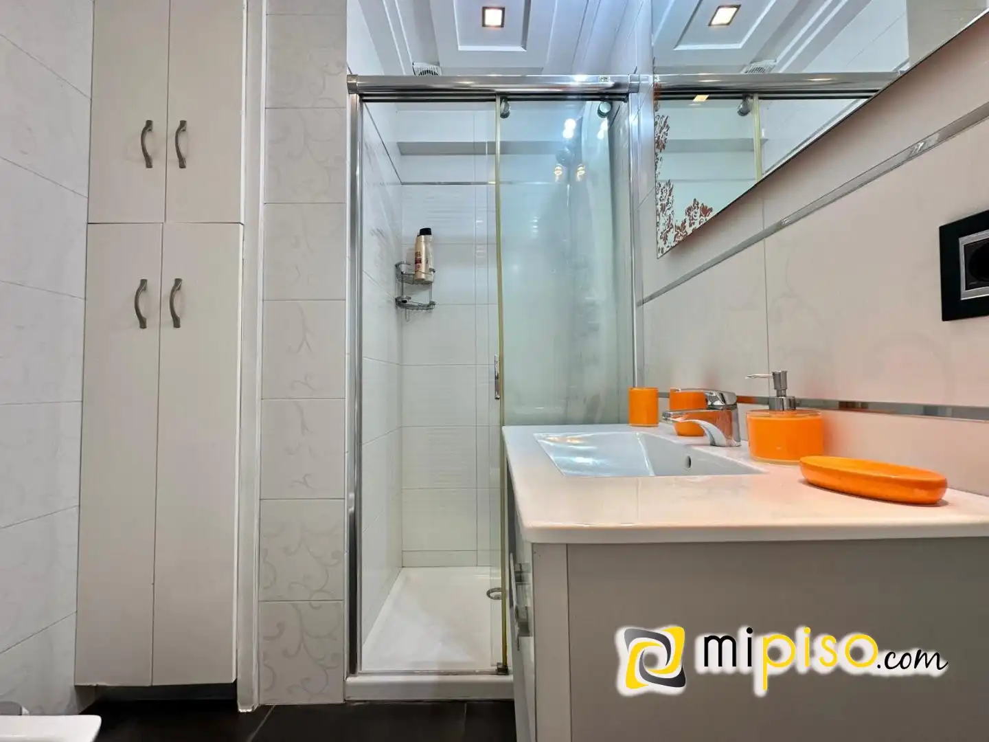 Badezimmer von Wohnung zur Miete in Laredo mit Terrasse und Möbliert