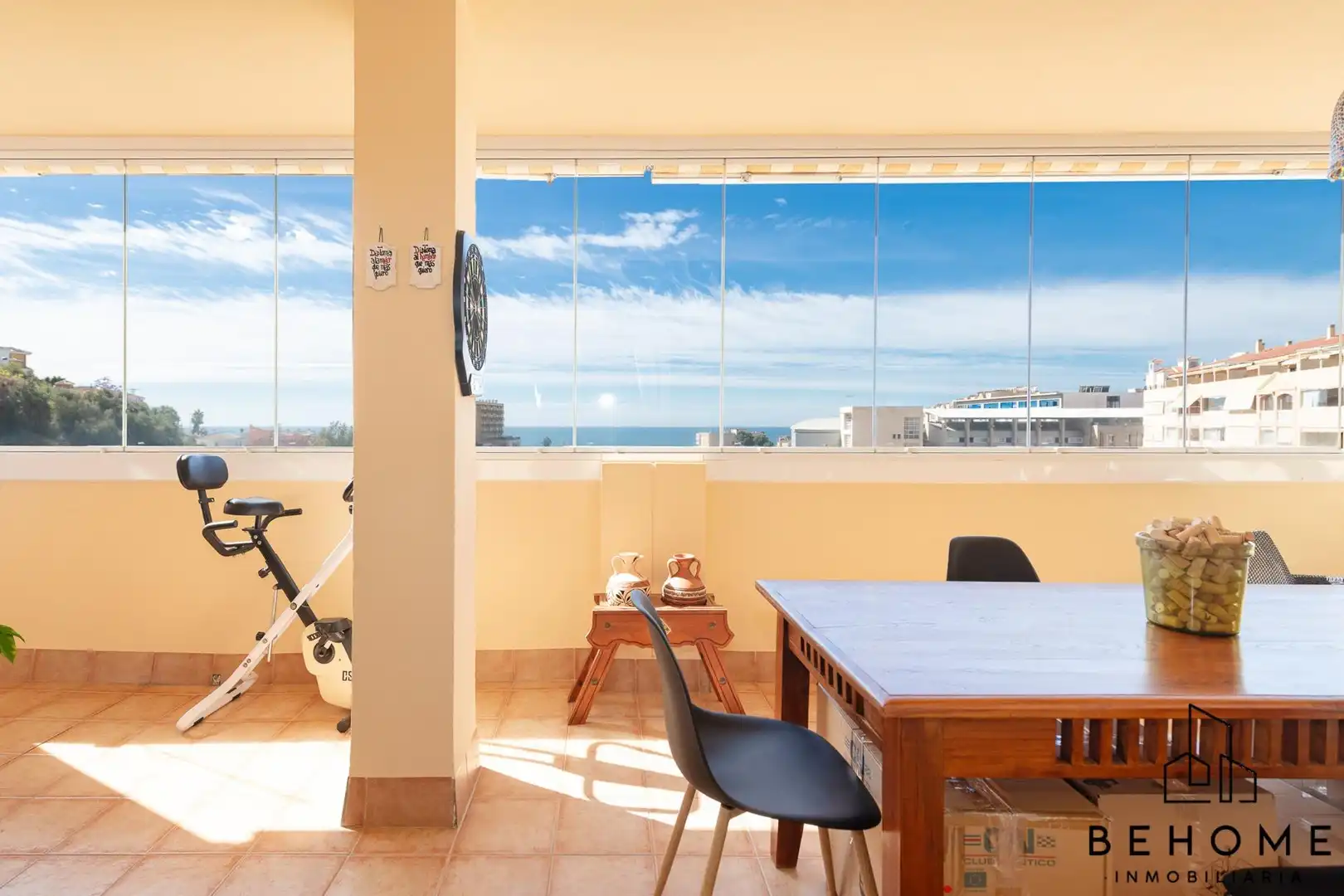 Comedor de Piso en venta en Rincón de la Victoria con Trastero y Piscina comunitaria
