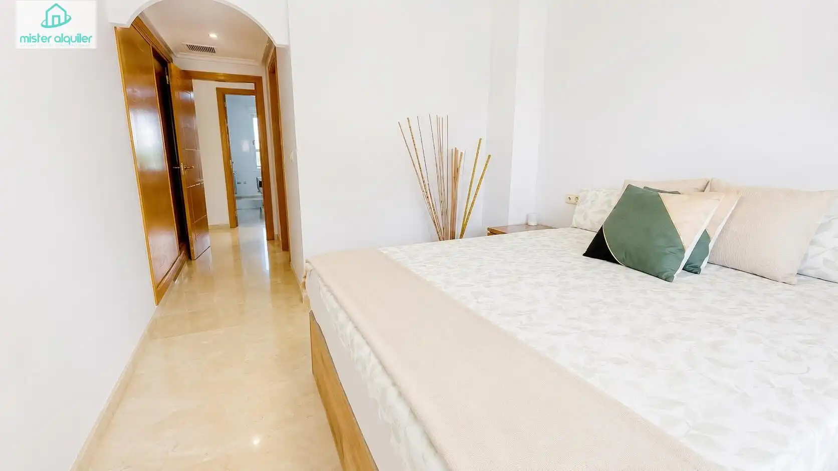 Apartament amb piscina de lloguer a PINTOR FERNANDO SORIA 11, imagen 24