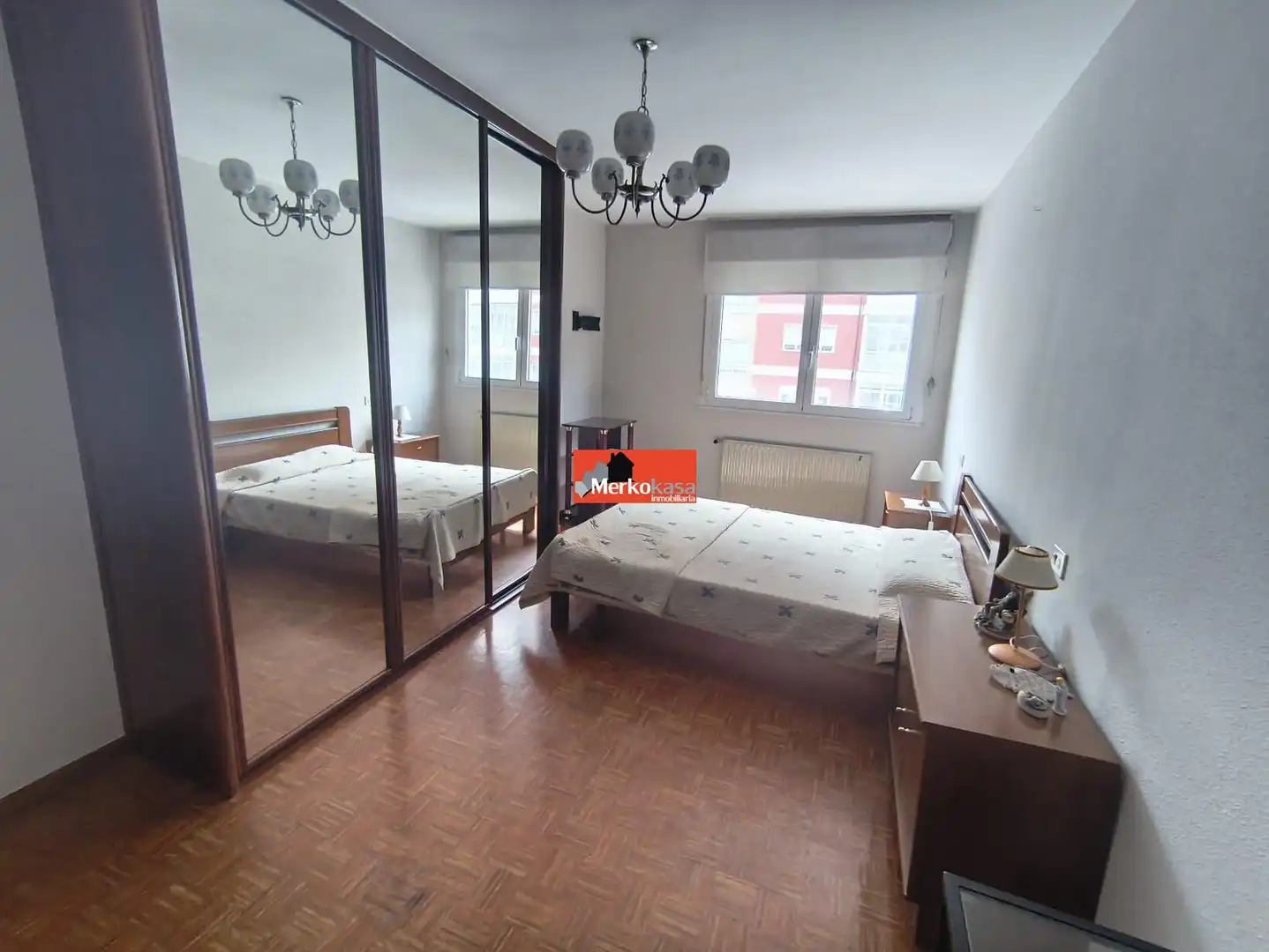 Dormitori de Apartament de lloguer en Lugo amb Calefacció i Moblat