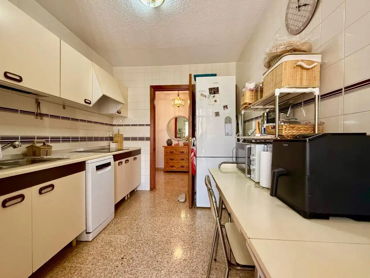 Cuina de Apartament en venda en Villajoyosa / La Vila Joiosa amb Jardí privat, Terrassa i Balcó