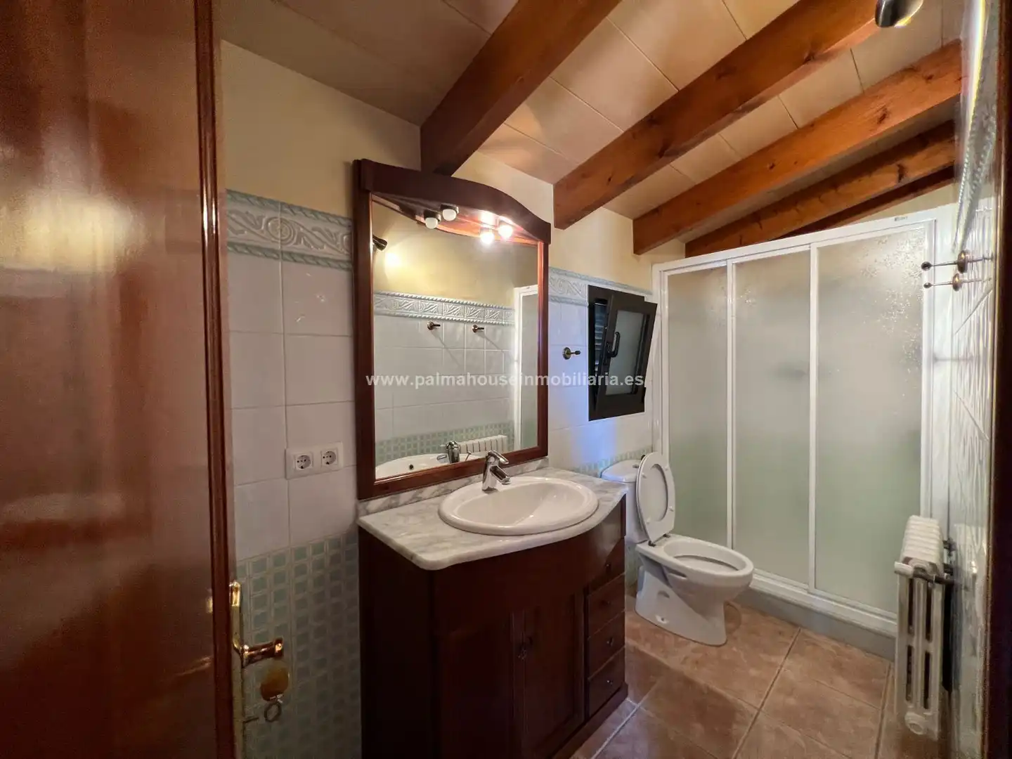 Badezimmer von Country house zur Miete in Muro mit Klimaanlage, Heizung und Privatgarten