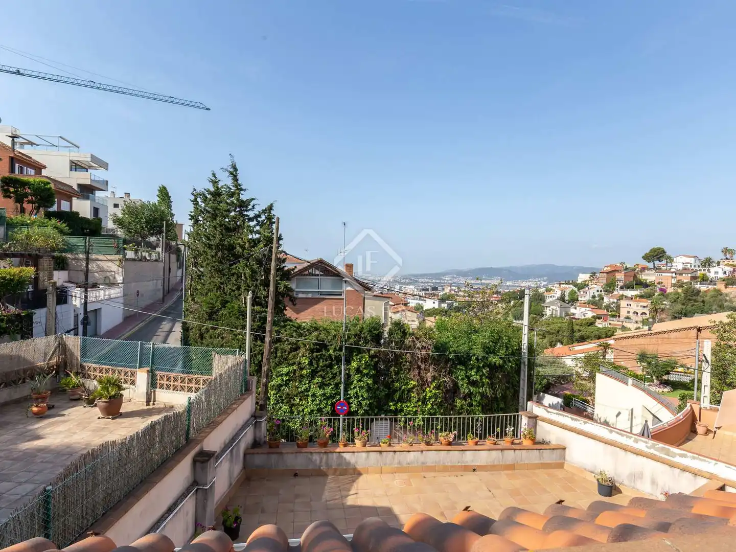 Terrassa de Casa o xalet en venda en Esplugues de Llobregat amb Calefacció, Jardí privat i Terrassa