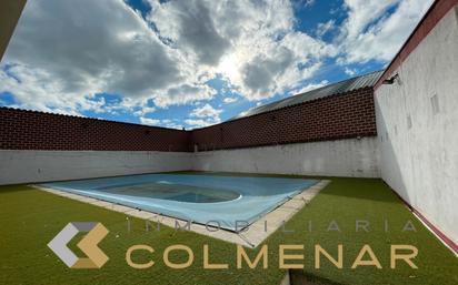 Piscina de Pis en venda en Colmenar Viejo amb Terrassa i Piscina comunitària