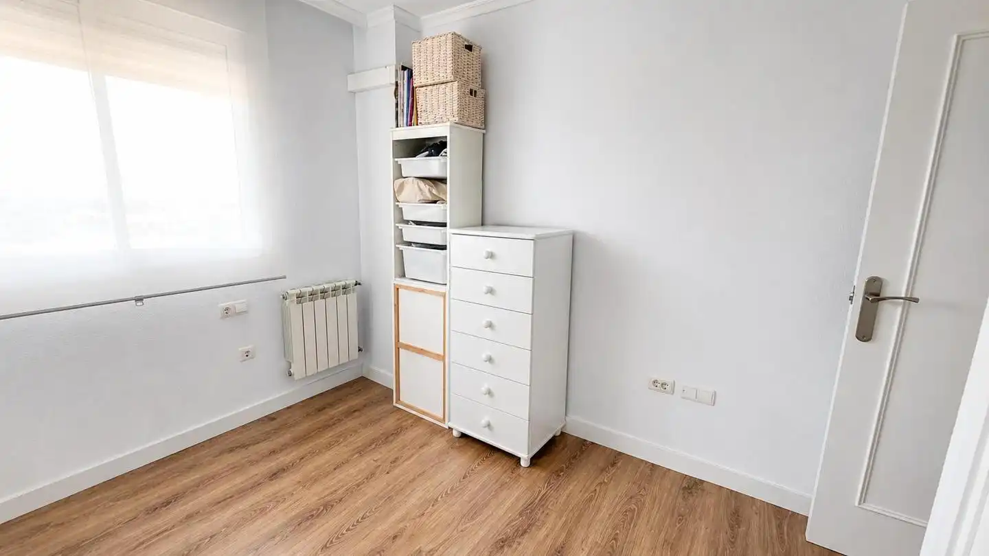 Schlafzimmer von Wohnung zum Verkauf in Elche / Elx mit Klimaanlage, Balkon und Gemeinschaftspool