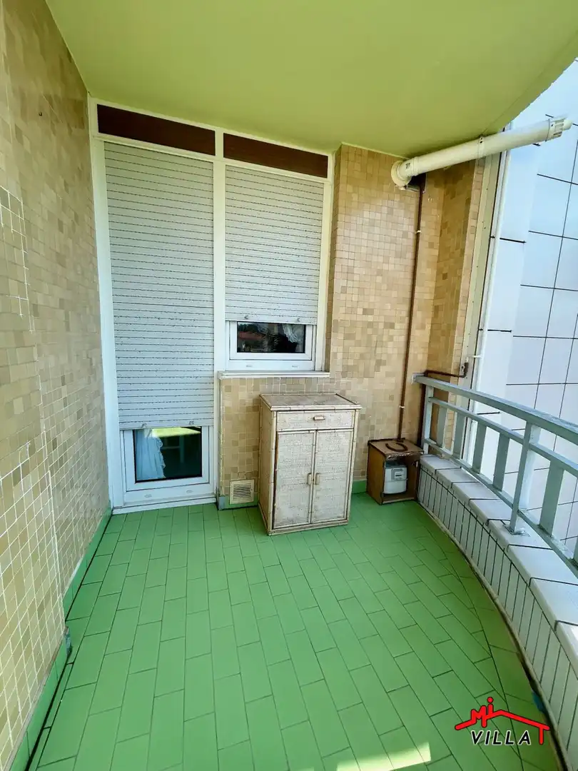 Habitación de Piso en venta en Laredo con Calefacción, Terraza y Amueblado