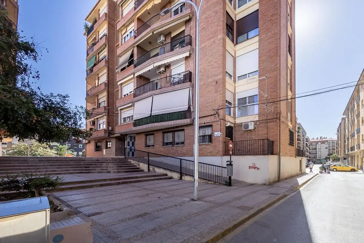 Vista exterior de Pis en venda en Guadix