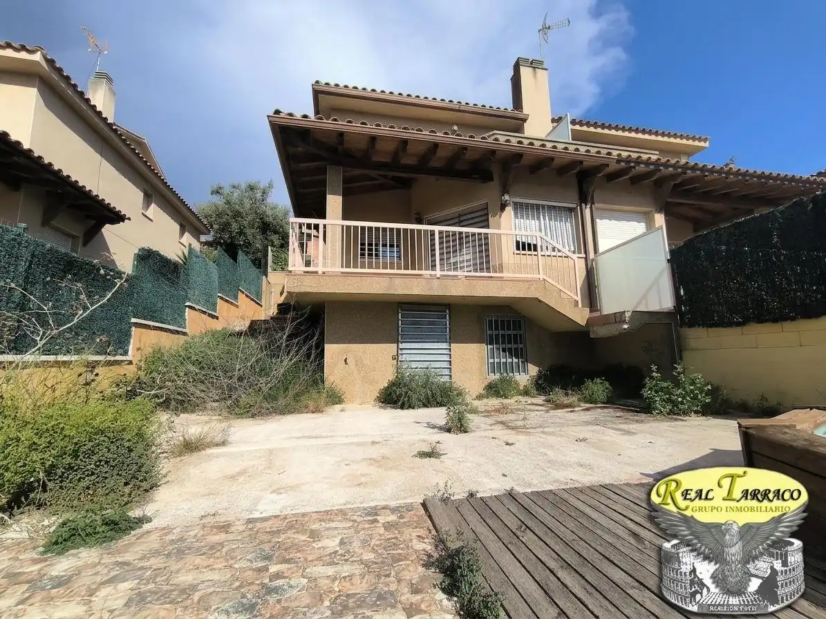 Adossat amb piscina en venda a Segur de Calafell, imagen 4