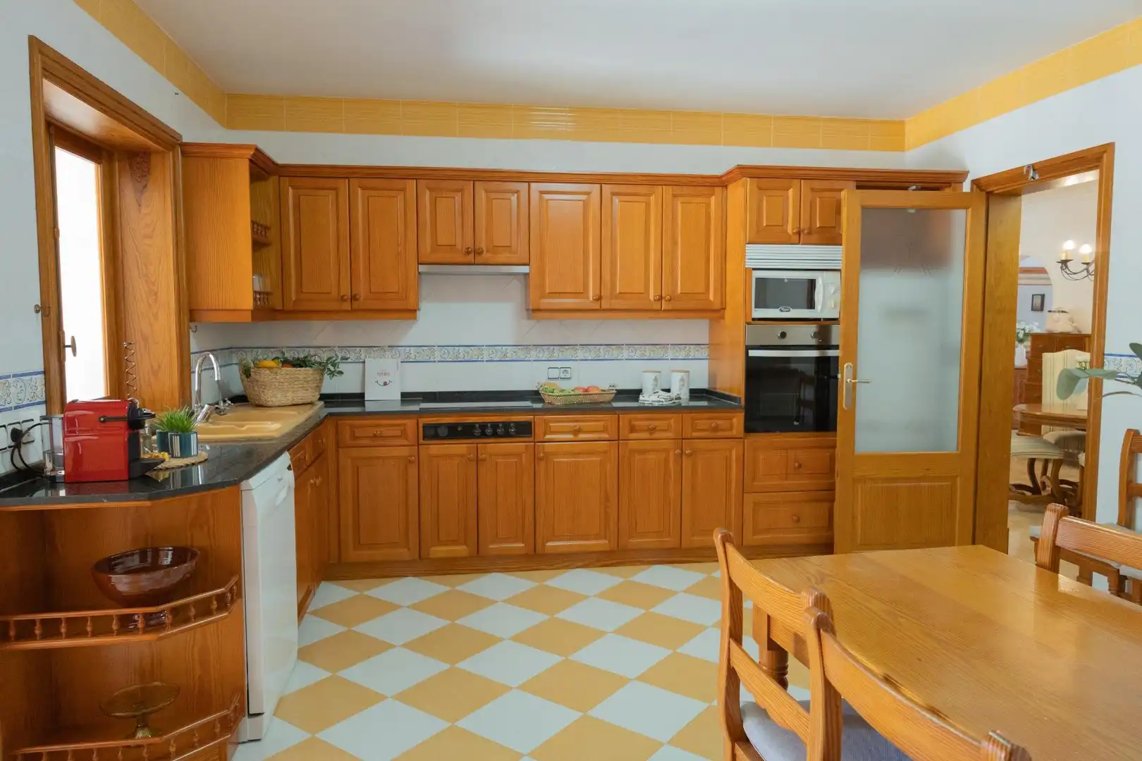 Cocina de Casa o chalet en venta en Ses Salines con Aire acondicionado, Calefacción y Jardín privado