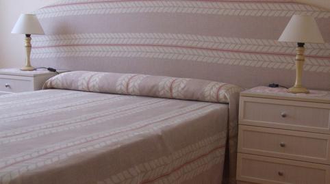 Foto 2 de Casa adosada en venda a Carrer de la Capadella, 53, Deltebre, Tarragona