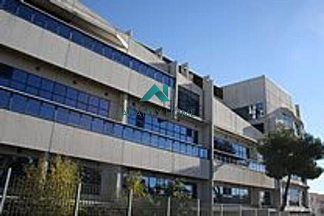 Nave industrial en Alquiler en Valdebebas - Valdefuentes