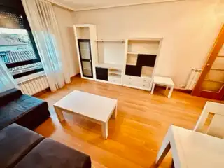 Sala de estar de Apartamento de alquiler en Villaquilambre con Calefacción, Parquet y Terraza