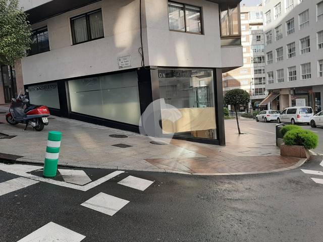 Local comercial en Alquiler en BOLIVIA en Plaza España - Corte Inglés