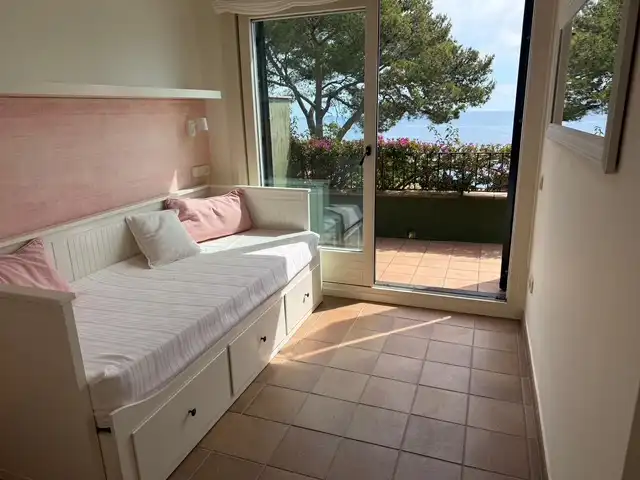 Habitación de Casa adosada de alquiler en Palafrugell con Amueblado, Balcón y Piscina comunitaria