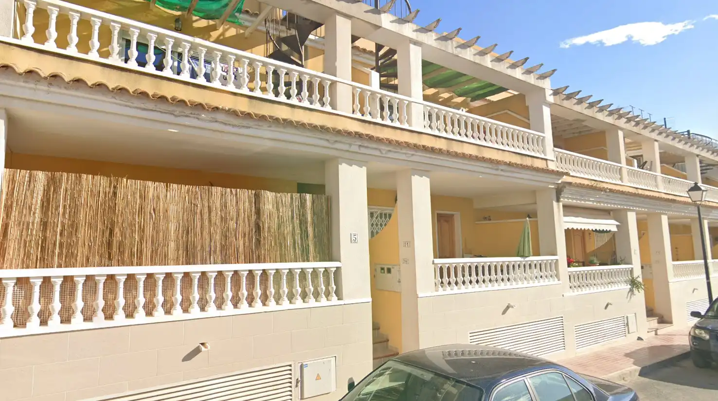 Casa en venta en Miguel Ángel Blanco, 5