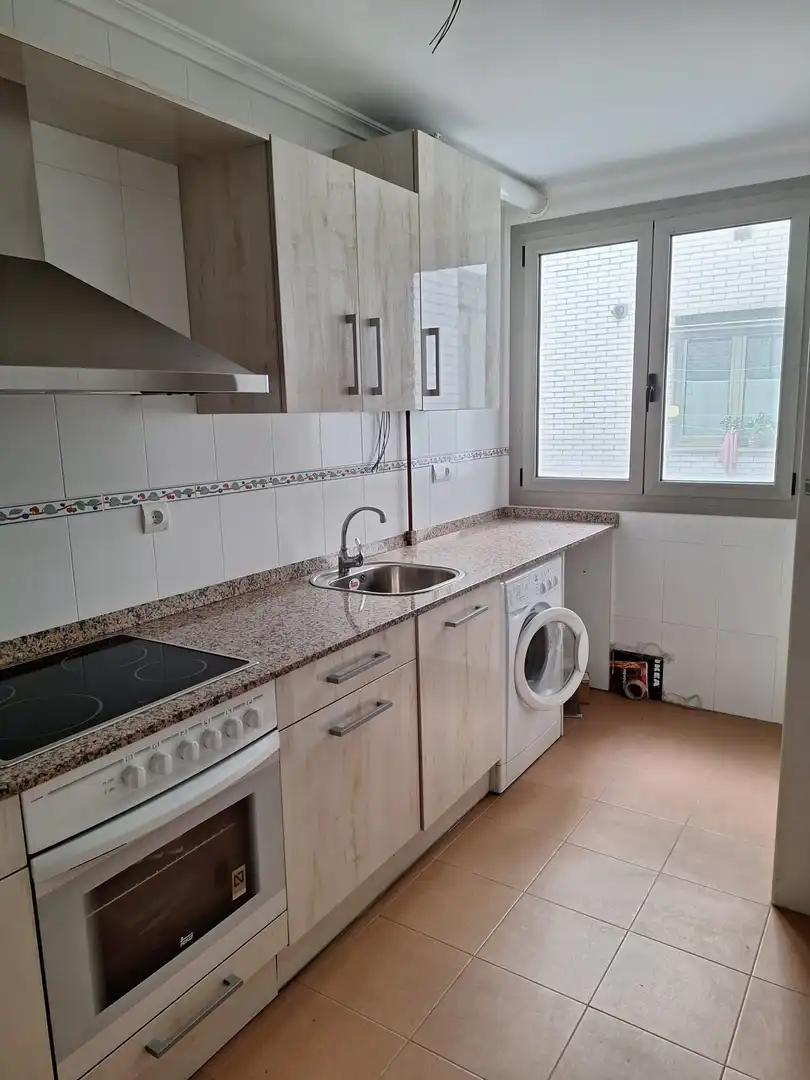 Küche von Wohnung zur Miete in Santander