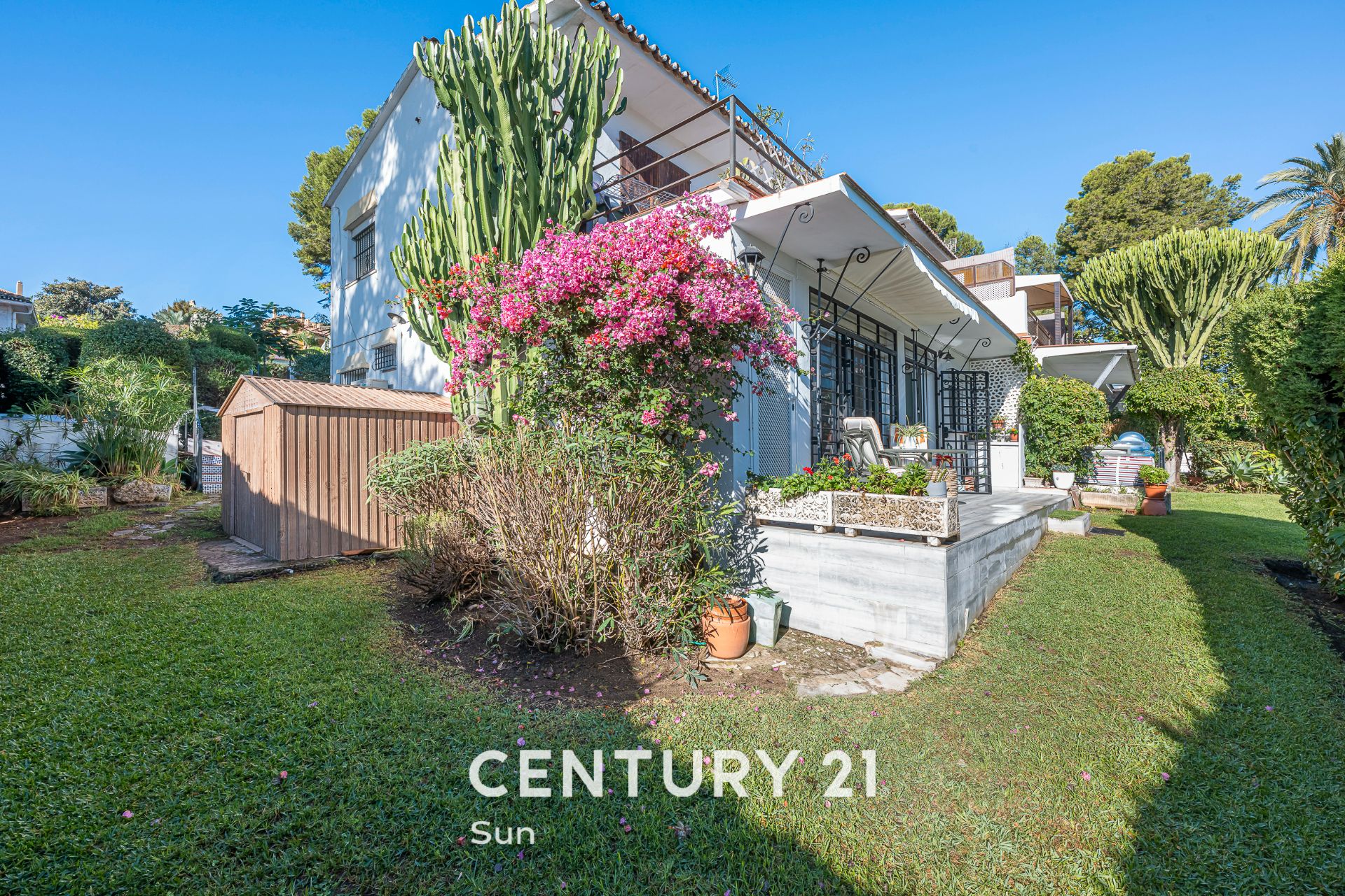 Piso en venta en Calle los Jazmines, 180B, Nueva Andalucía centro, Nueva Andalucía