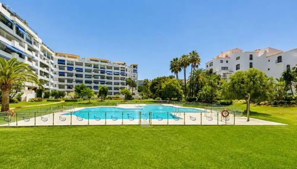 Apartment mit Pool zum Verkauf in Nueva Andalucía, imagen 17