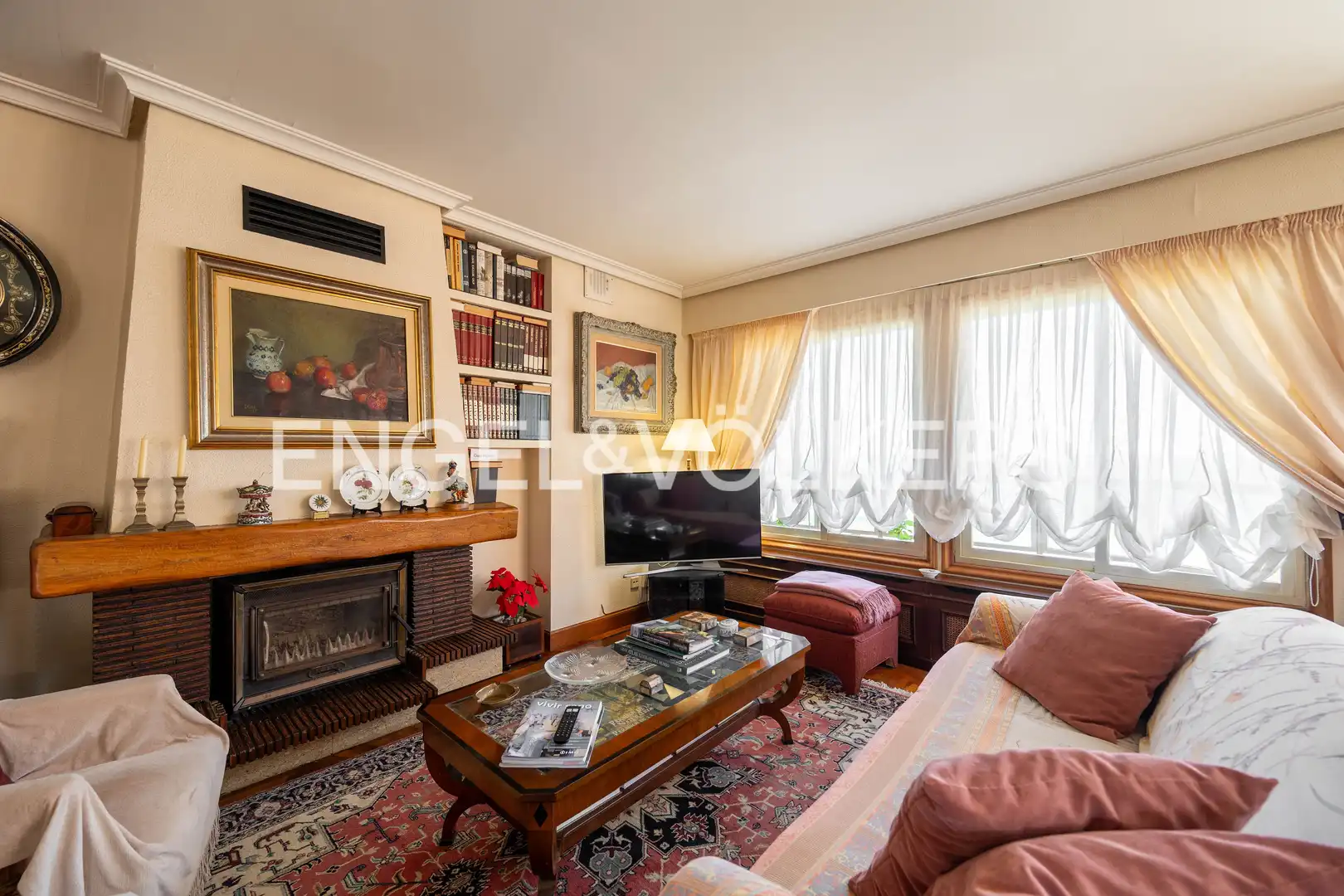 Sala de estar de Piso en venta en Zarautz con Calefacción, Parquet y Terraza