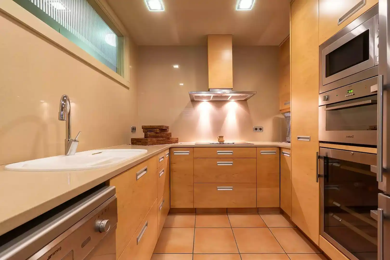 Kitchen of Houses for sale in Banyoles  with Swimming Pool and Furnished