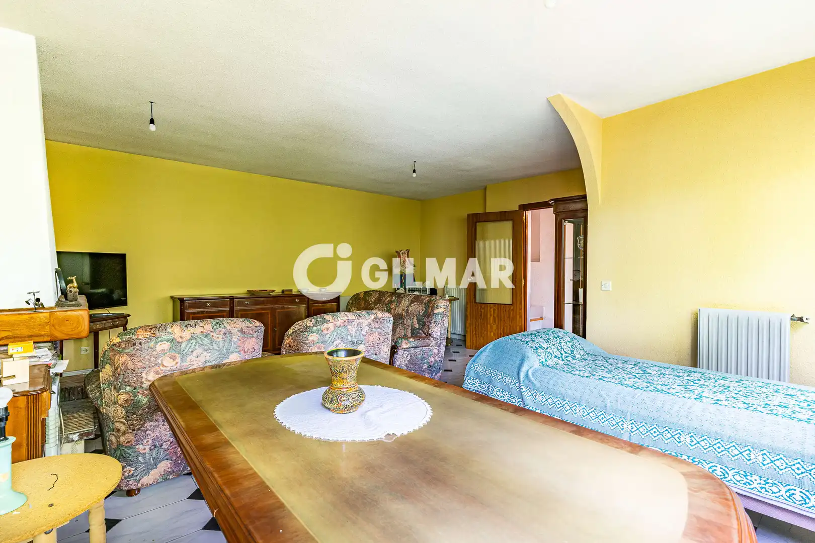 Bedroom of Detached homes for sale in Pozuelo de Alarcón  with Heating, Private garden and Swimming Pool