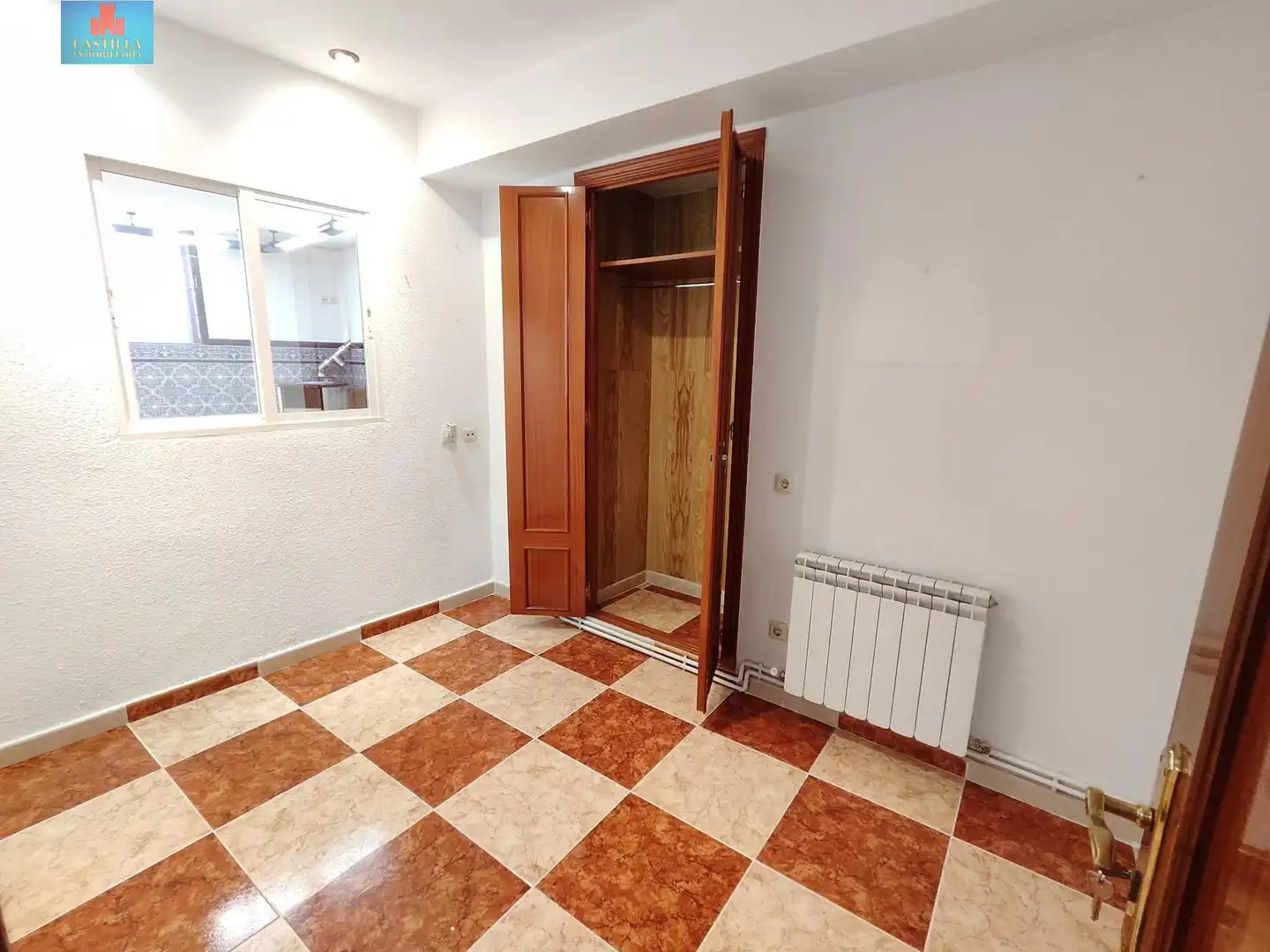 Habitación de Casa o chalet en venta en Ávila con Calefacción, Terraza y Trastero