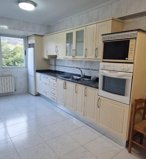 Photo 1 of Flat for sale in Gudari Kalea, 23, Amorebieta-Etxano, Bizkaia