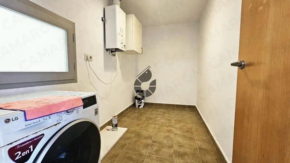 Piso en venta en Mairena del Aljarafe con Aire acondicionado, Trastero y Piscina comunitaria