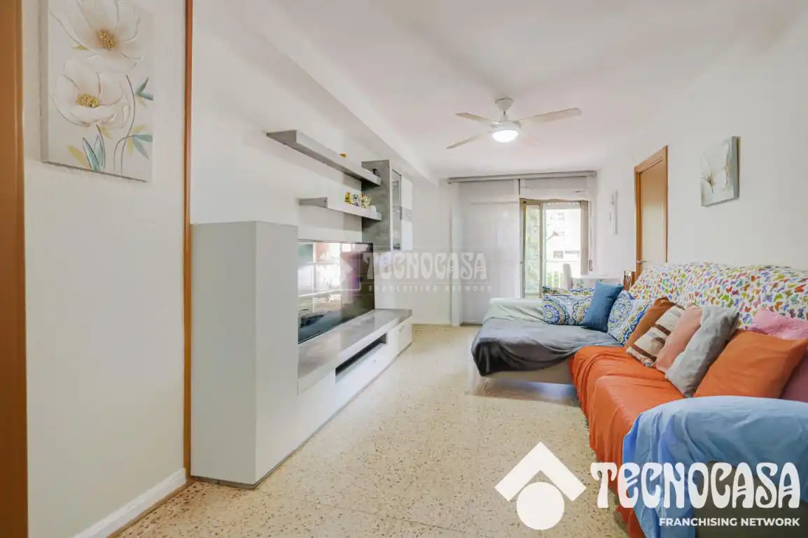 Sala de estar de Piso en venta en Badalona con Balcón
