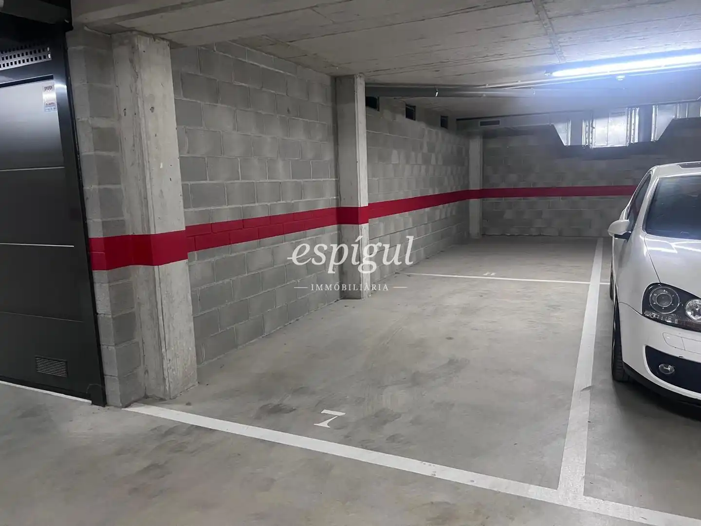 Parkplatz von Garage zum Verkauf in Fornells de la Selva